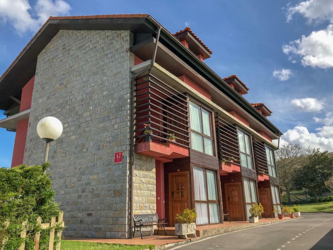 El Horriu Apartamento Llanes Exterior foto